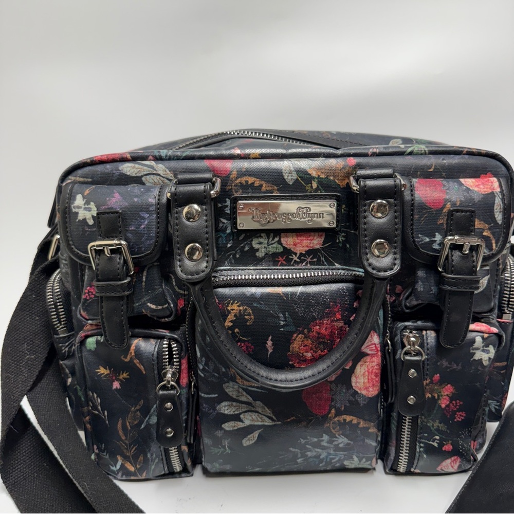 House of Flynn Black Fable Evermore Camera Bag